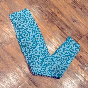 Leopard print leggings